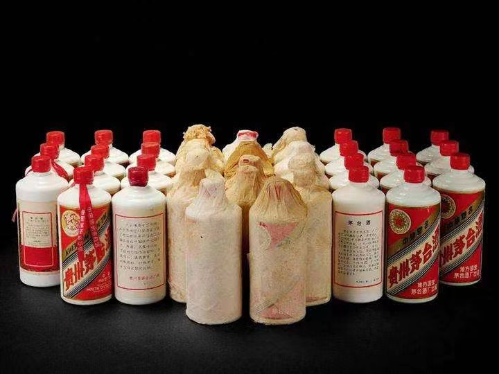 平和日照岚山回收酒价格哪里回收(附近上门回收茅台酒）?